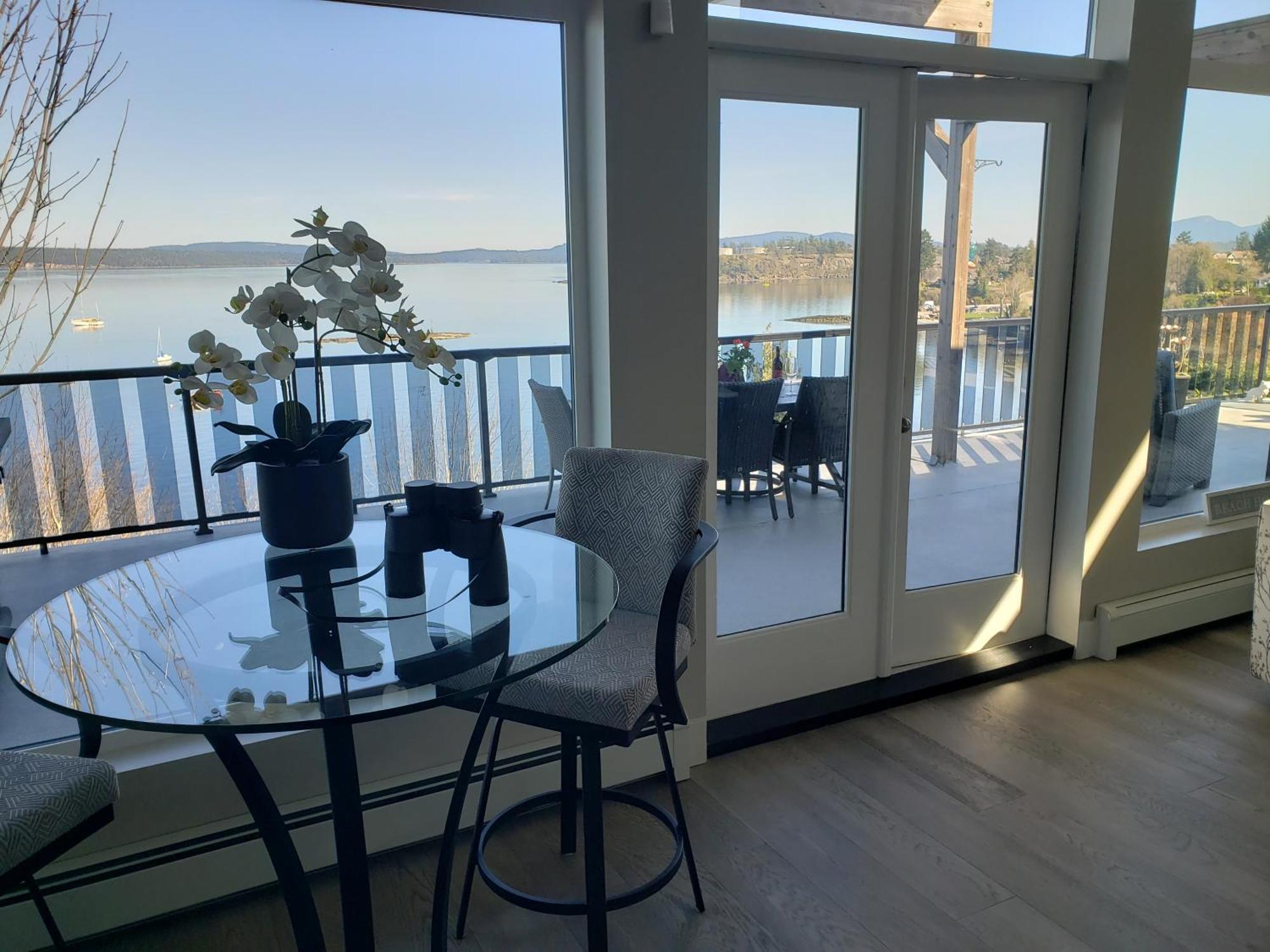 Edgewater Chemainus Apartment Exterior photo